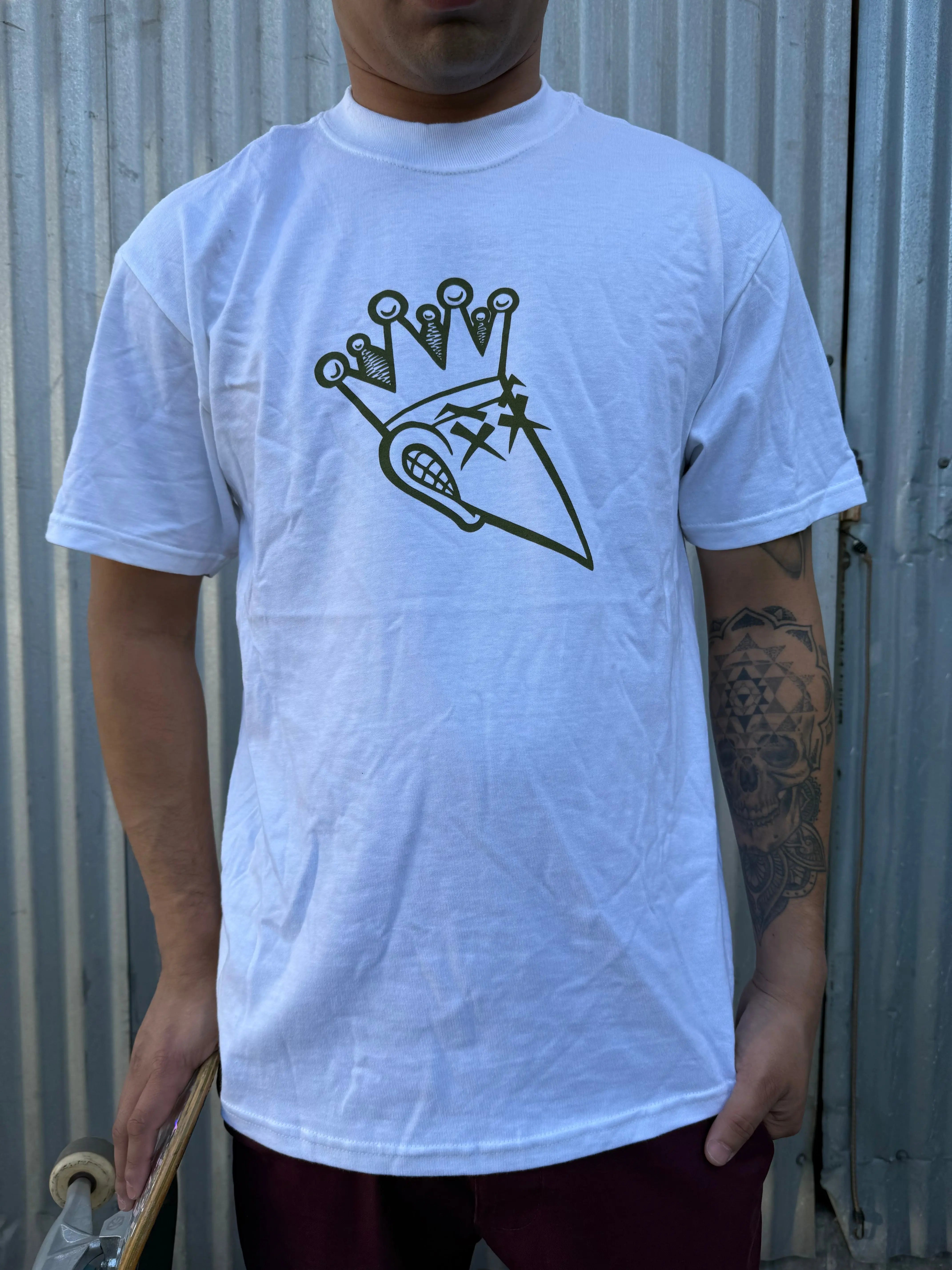 GRIND KING ブラック Tシャツ M GRIND KING ブラック Tシャツ Mの通販はau PAY マーケット - 輸入雑貨